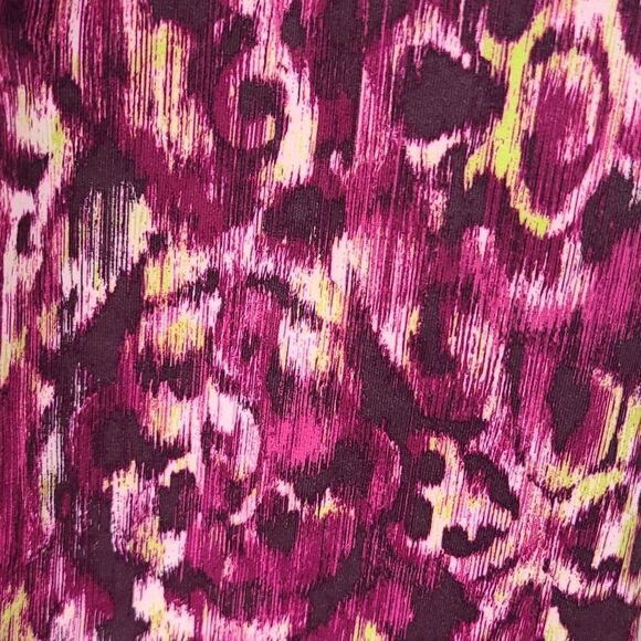 Eddie Bauer Travex Aster Cami Berry Print Women's Medium Purple Workout Tank Top - Picture 5 of 8